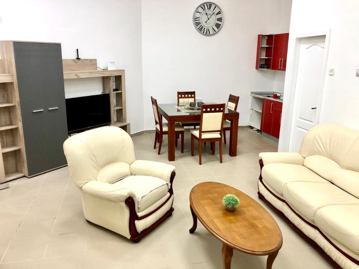 Apartment Tesla ปานเชโว ภายนอก รูปภาพ